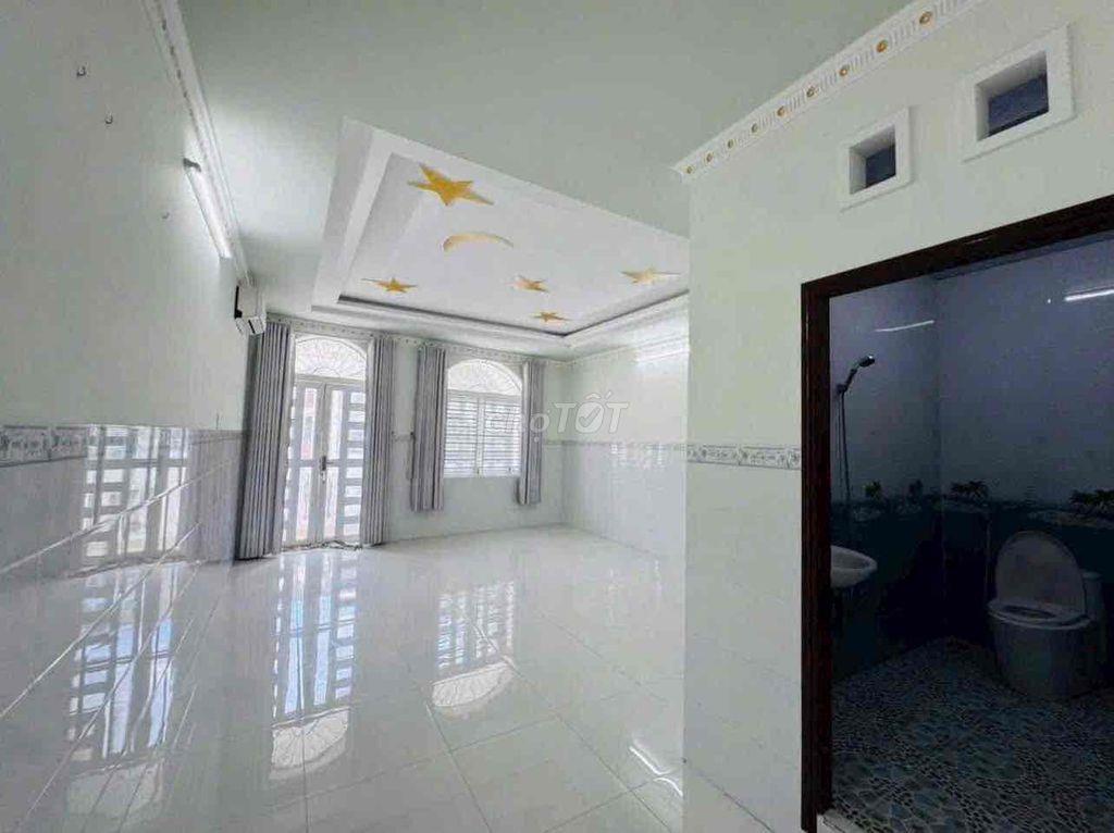Cho Thuê Nhà 1 Trệt 2 Lầu Sân Thượng Trục Chính Khu Dân Cư Văn Hoá Tây