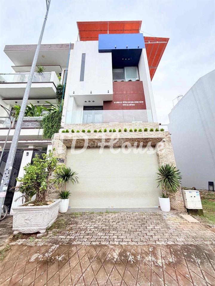 Cho Thuê Nhà 1 Trệt 2 Lầu Sân Thượng Mặt Tiền Nguyễn Văn Lưu KDC Nam L