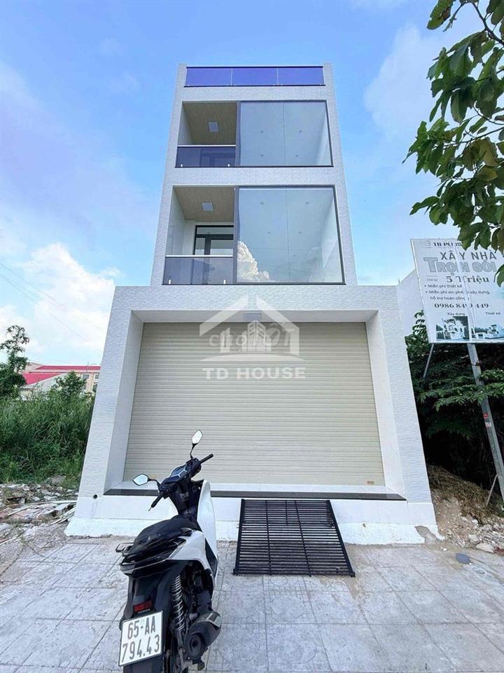 Nhà 1 Trệt 2 Lầu Khu Tái Định Cư An Bình Thông Ra Hoàng Quốc Việt