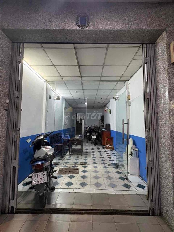 CHO THUÊ MẶT BẰNG 946 LẠC LONG QUÂN