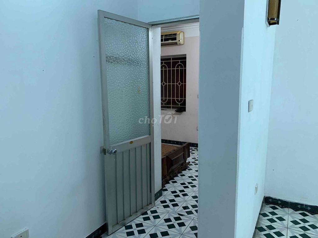 Cho thuê căn hộ, ưu tiên gia đình