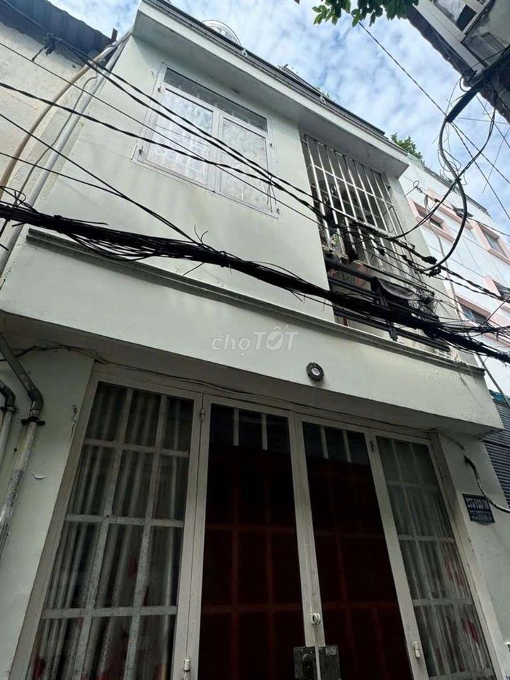 Nhà đúc 1 lững 1 lầu sổ riêng hoàn công Quang Trung