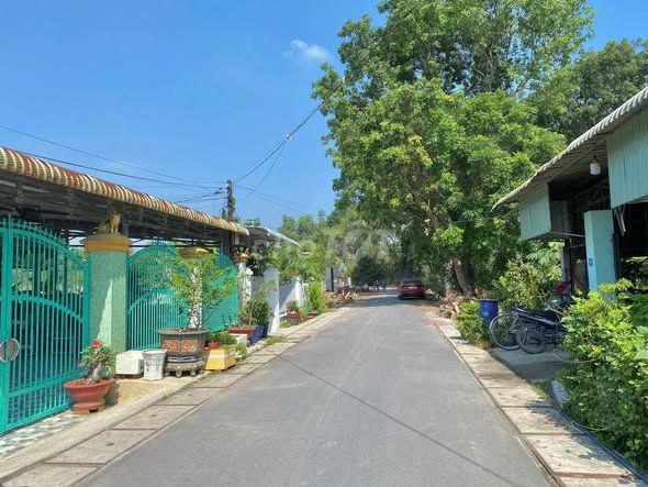 BÁN ĐẤT TRẢ NỢ–MT NGUYỄN THỊ XẠNH,PHƯỚC VĨNH AN,CỦ CHI–670 TR–386M2