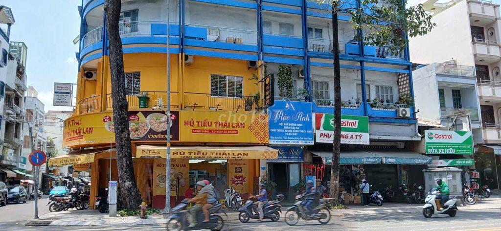 Cho thuê nhà Góc 2 mặt tiền Q5 
