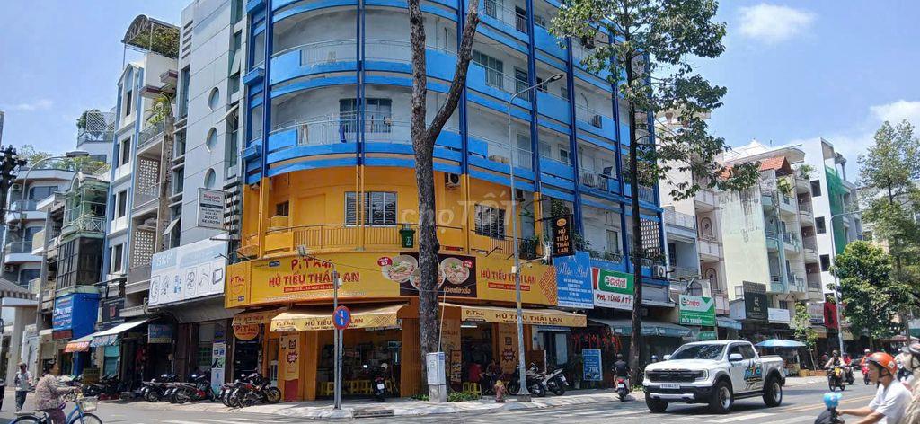 Cho thuê nhà Góc 2 mặt tiền Q5 
