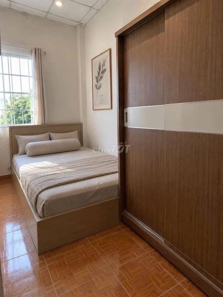 CHO THUÊ CĂN 2 PHÒNG NGỦ - CÓ CỬA SỔ THOÁNG