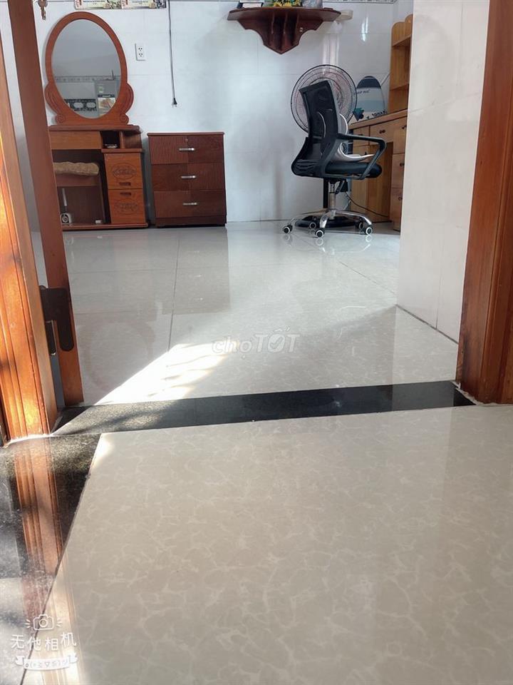 Cho thuê phòng mới 22m Nguyễn thị nhỏ, giờ tự do