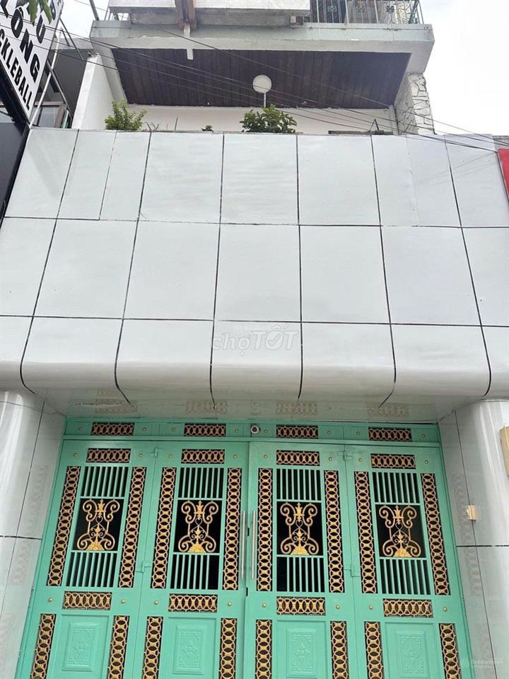 Nhà mặt tiền Lạc Long Quân, Q Tân Bình. DT 5 x 22, trệt 4 lầu