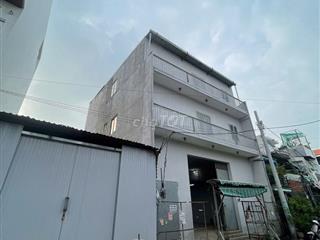 Cho thuê nhà 3 lầu 891 Hương Lộ 2, Bình Tân, hơn 400m2 DTSD, giá rẻ