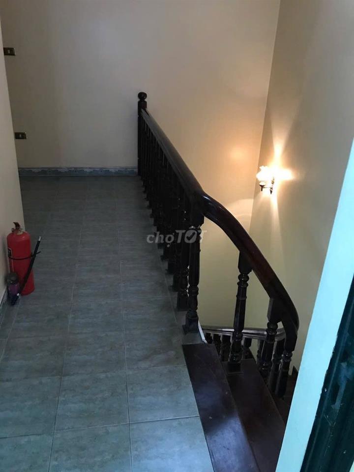 Chính chủ cho thuê MT 92m2 4 tầng khu đô thị Định Công