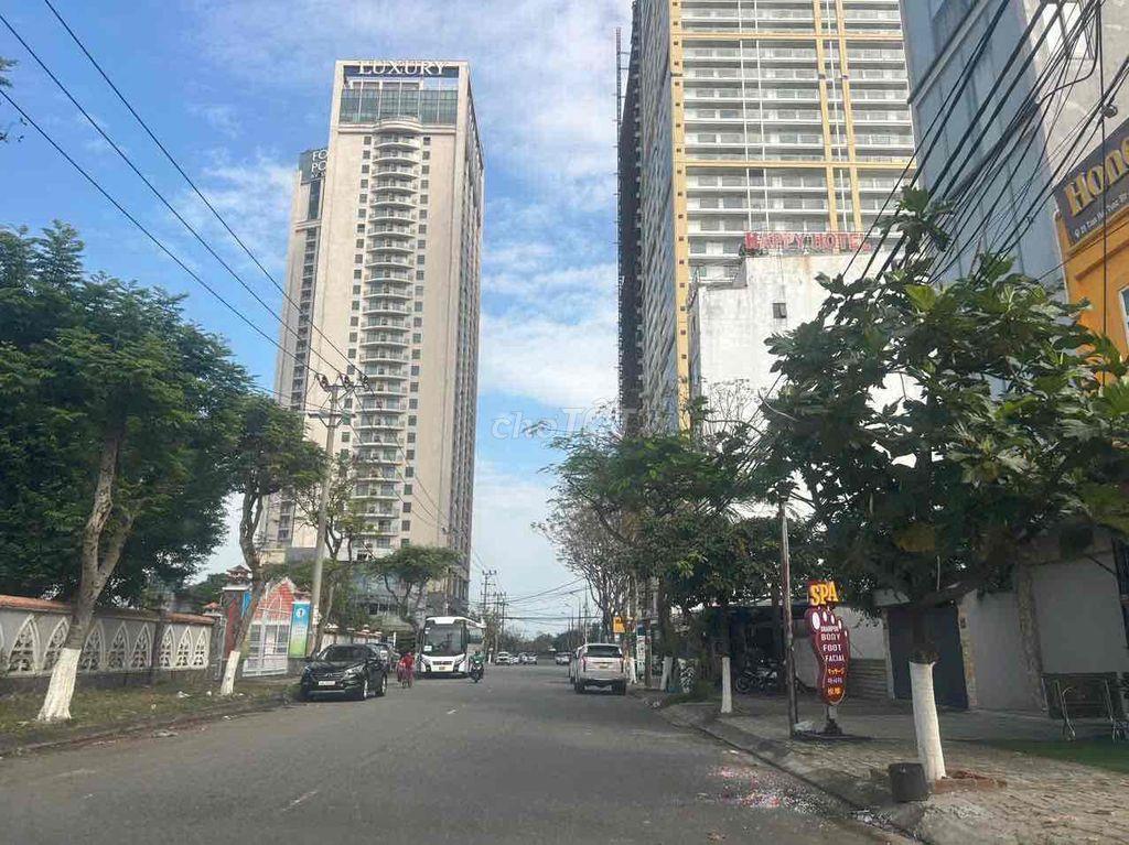 Đất mặt tiền biển