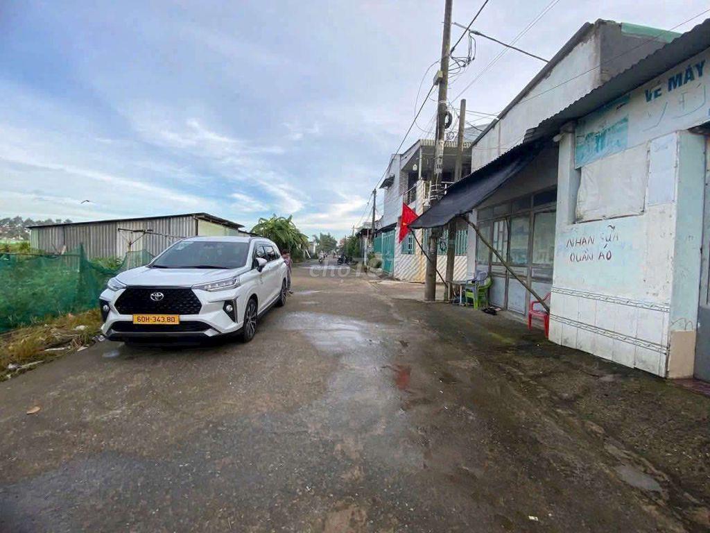 $ Tôi cần bán 149m2 đất thổ cư 6 x 24.9m hẻm xe hơi