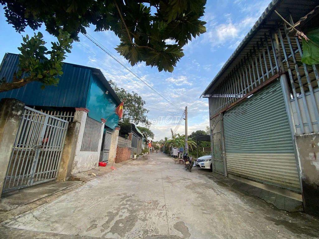 $ Tôi cần bán 149m2 đất thổ cư 6 x 24.9m hẻm xe hơi