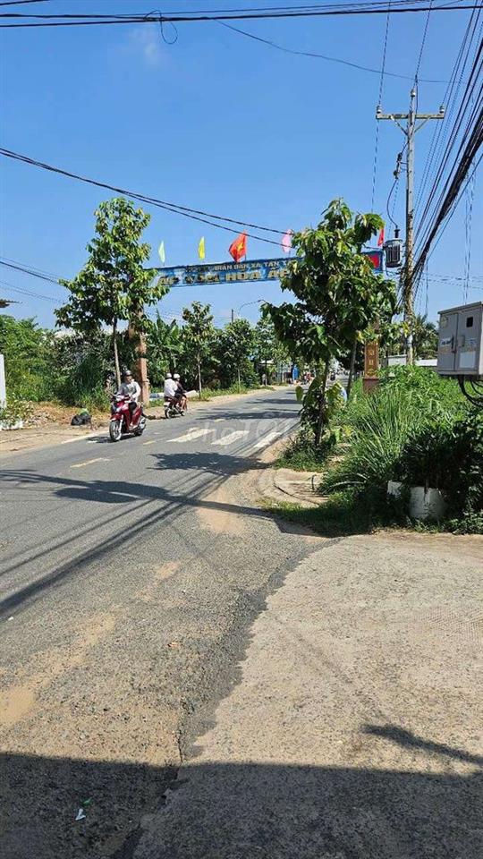 Đất 2 mặt tiền hẻm 