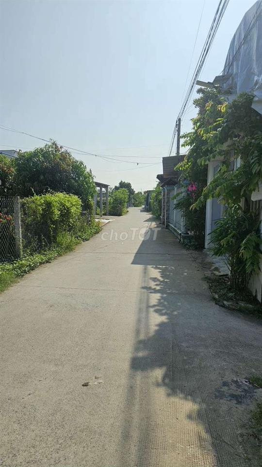 Đất 2 mặt tiền hẻm 