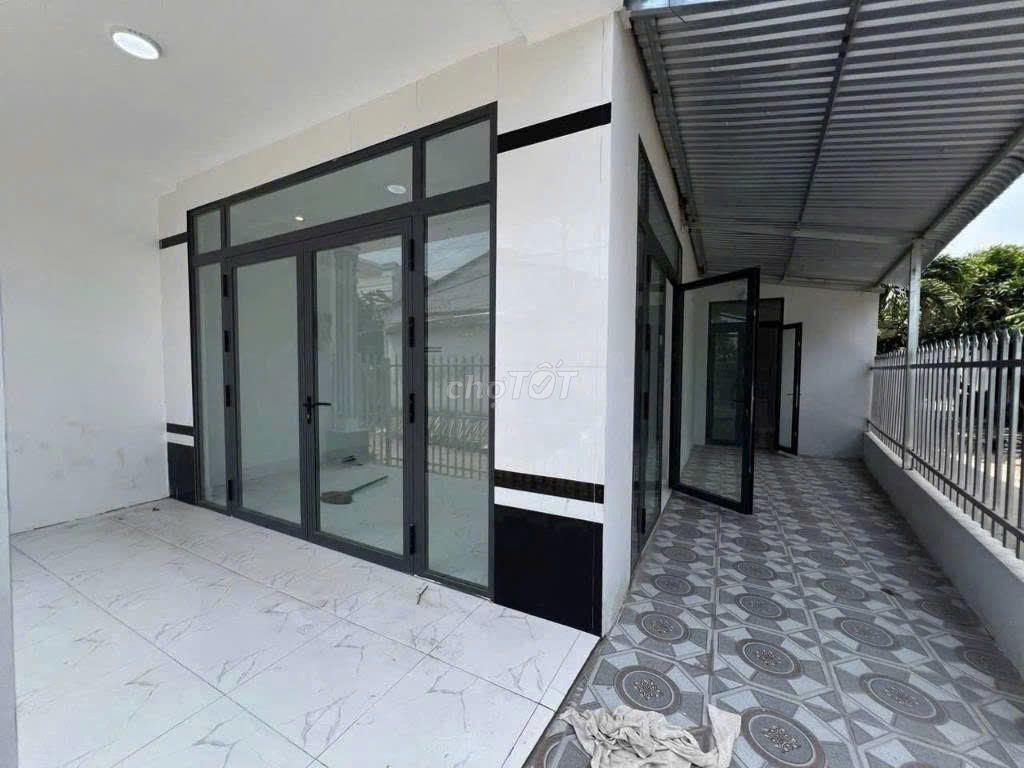 Bán nhà cấp 4 153m2 Đ. Liêu Bình Hương, TT Củ Chi, SHR, Giá 980 Triệu.