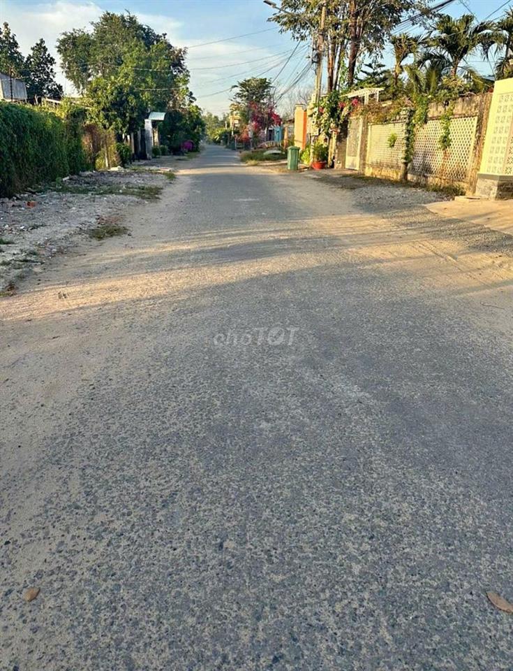 Bán đất 131m2 Đ. Giồng Cát, Tân Phú Trung Củ Chi, SHR, Giá 750 Triệu.