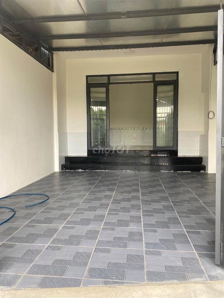 NHÀ CẤP 4 1/QL22 THỊ TRẤN CỦ CHI CŨ 100M² FULL THỔ CƯ, GIÁ 1,3 TỶ, SHR