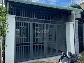 NHÀ CẤP 4 1/QL22 THỊ TRẤN CỦ CHI CŨ 100M² FULL THỔ CƯ, GIÁ 1,3 TỶ, SHR