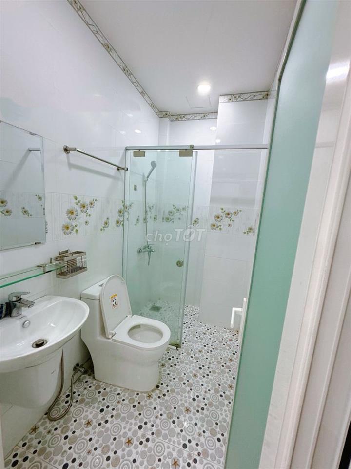 Cho thuê nguyên lầu 2 rộng 60m2 - Bạch Đằng 