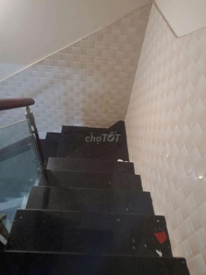 CHO THUÊ NHÀ 4 PHÒNG NGỦ ĐƯỜNG ĐẤT THÁNH, P6, QTÂN BÌNH