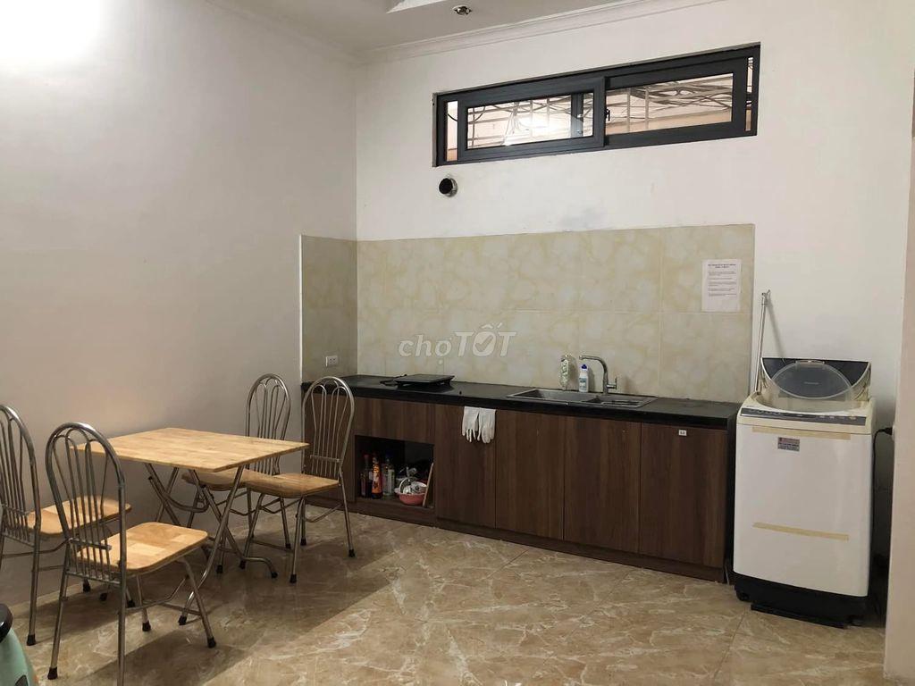 Cho thuê phòng đầy đủ tiện nghi tại Lê Duẩn, q. Đống Đa