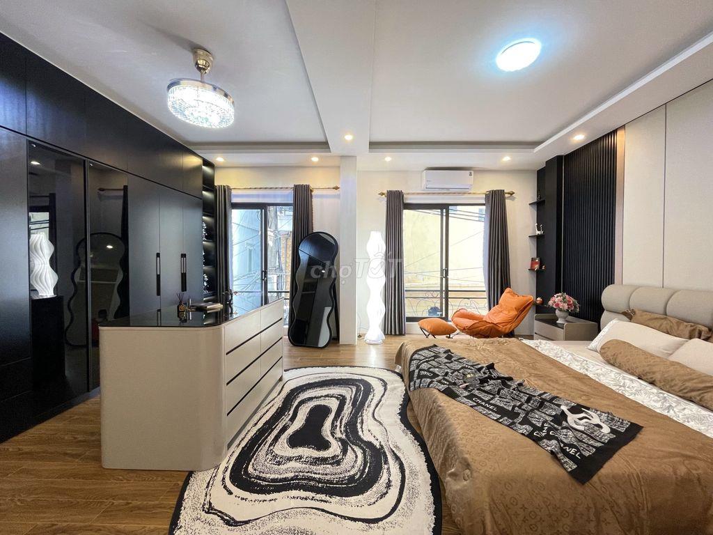 BÁN NHÀ LÔ GÓC NGUYỄN CHÍNH – HOÀNG MAI  NGÕ THÔNG  FULL NỘI THẤT 