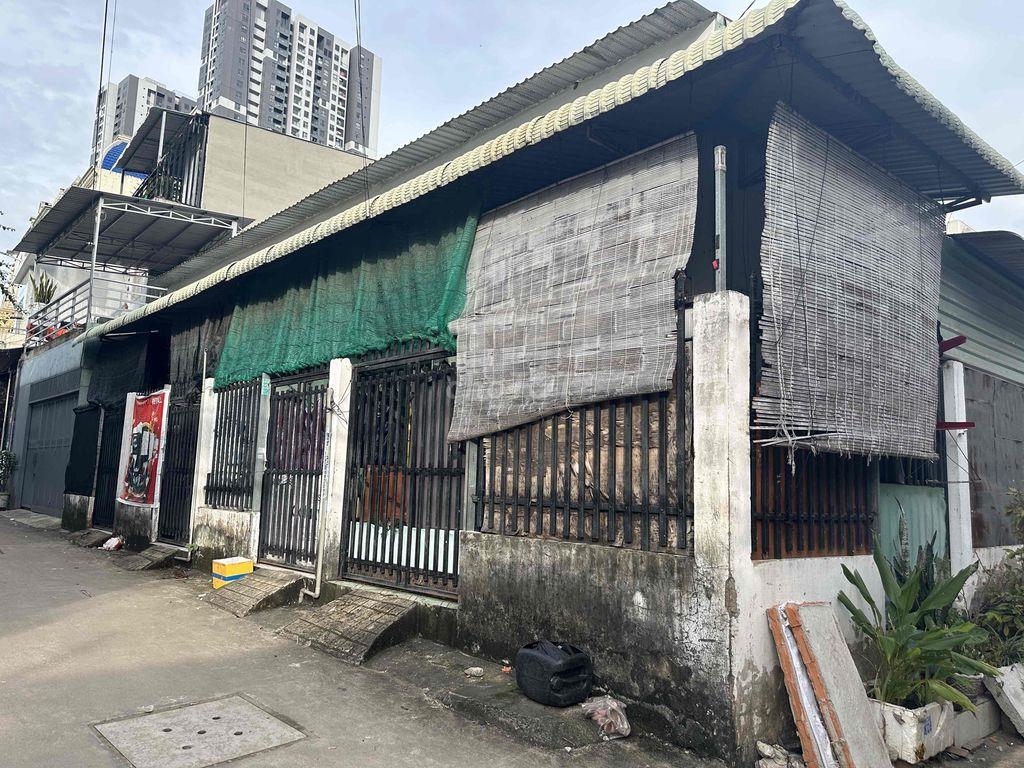 Bán nhà