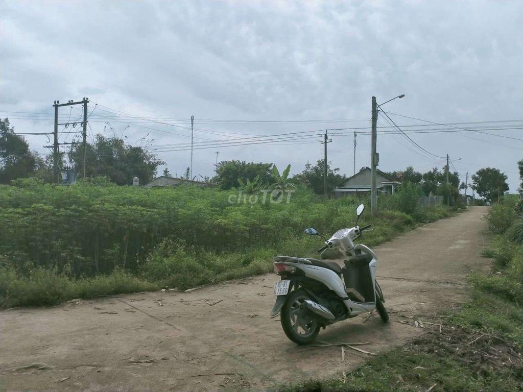 Cần bán đất Kroong