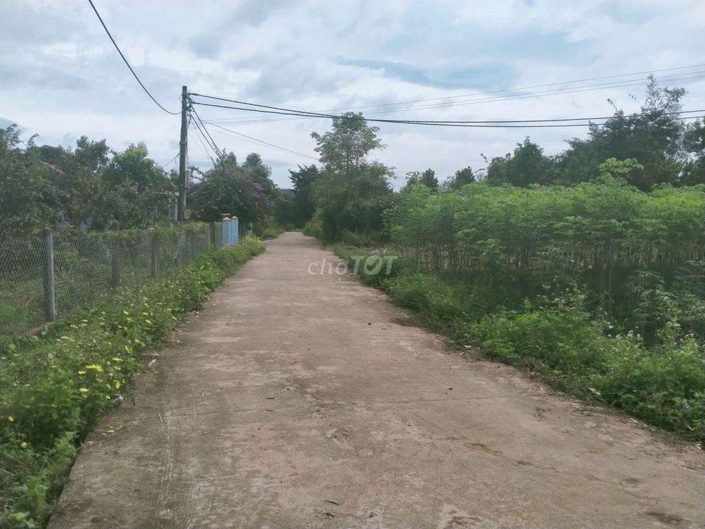 Cần bán đất Kroong