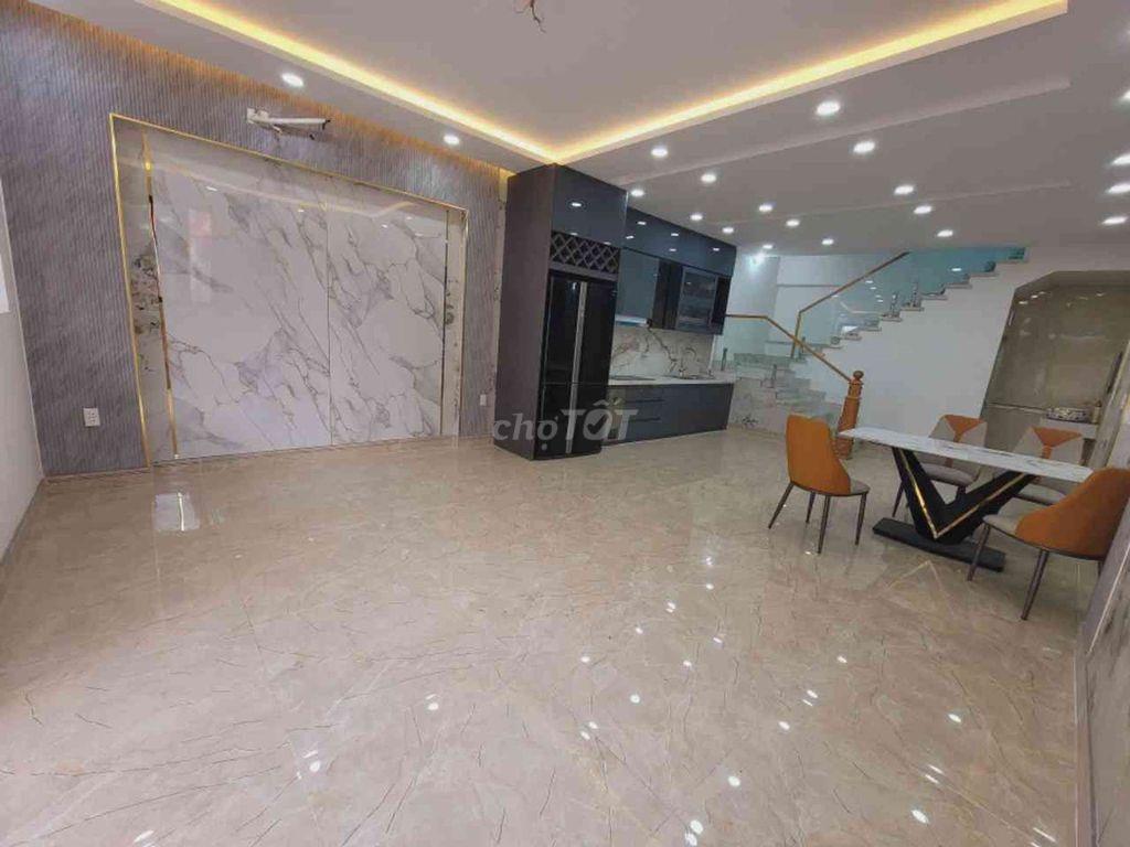 CHỦ CẦN TIỀN  NHÀ ĐẸP 128M2 FULL NỘI THẤT SONG HÀNH TRUNG MỸ TÂY