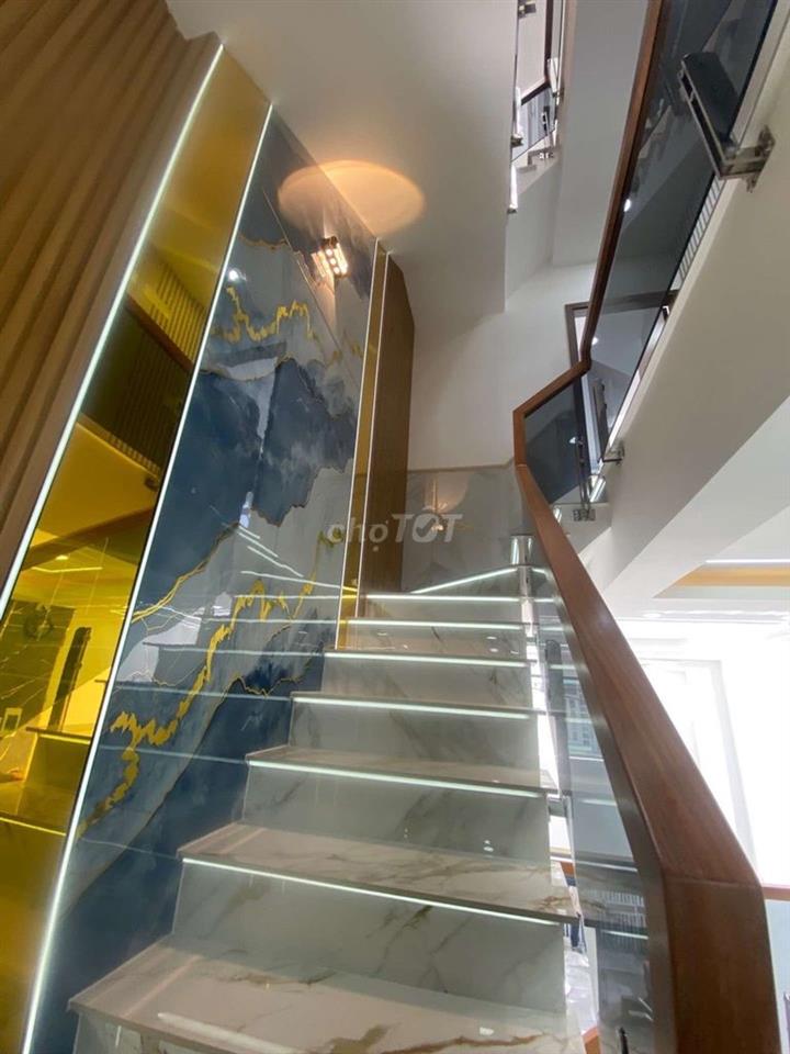 cần Thu hồi vốn bán nhà Lê Văn Khương 200m2