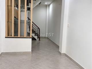 CHO THUÊ NHÀ HXH Q3 TRẦN VĂN ĐANG, GIAO VỚI BỜ KÈ HOÀNG SA