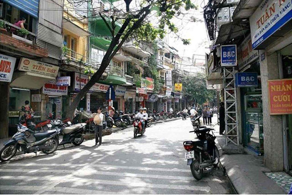 tầng 1 kd mặt phố cổ