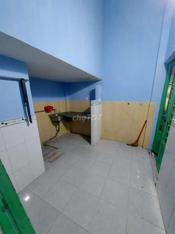 nhà thuê gần ngã ba giòng 