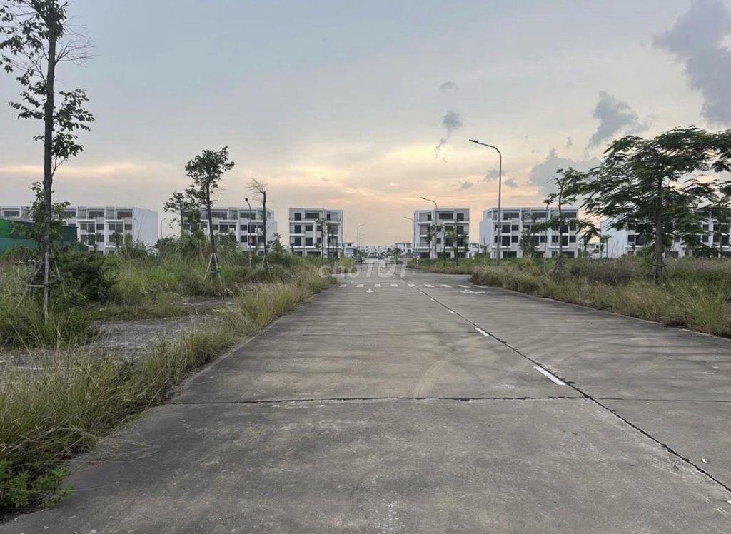 Chỉ hơn 1 tỉ có ngay lô Quy hoạch 90m2