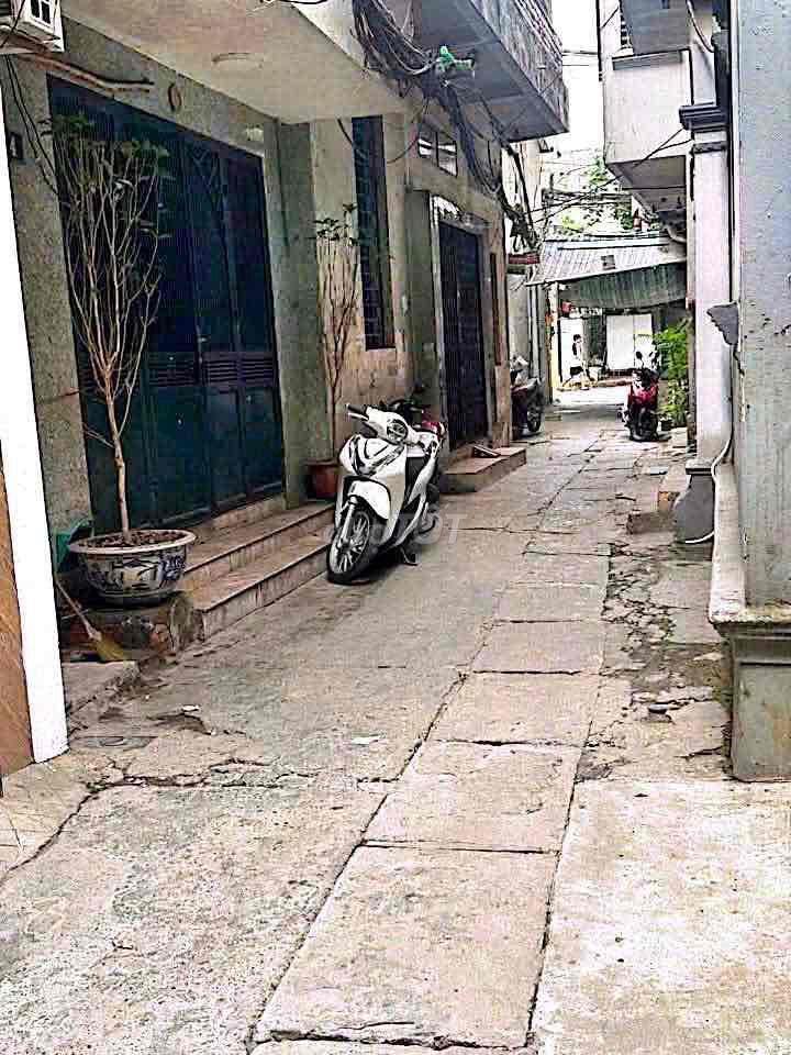 CHÍNH CHỦ CHO THUÊ NHÀ NGUYÊN CĂN 28M2, 5 TẦNG NGÕ 23 BẠCH ĐẰNG