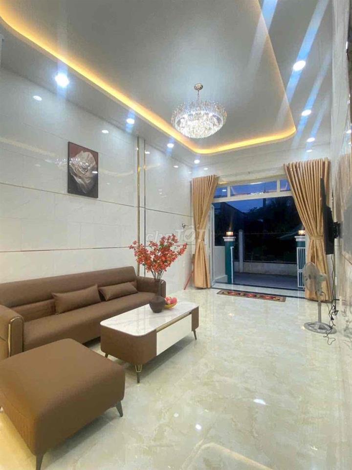 Chào bán 3 căn 3 màu : cam,xanh, vàng thuộc phường Tân Hạnh Tp Vĩnh Lo