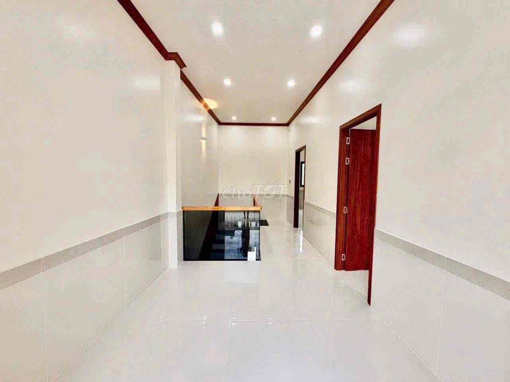 BÁN NHÀ TÂN CỔ ĐIỂN MỚI ĐẸP - Phường Tân Hạnh - Vĩnh Long. GẦN CHỢ