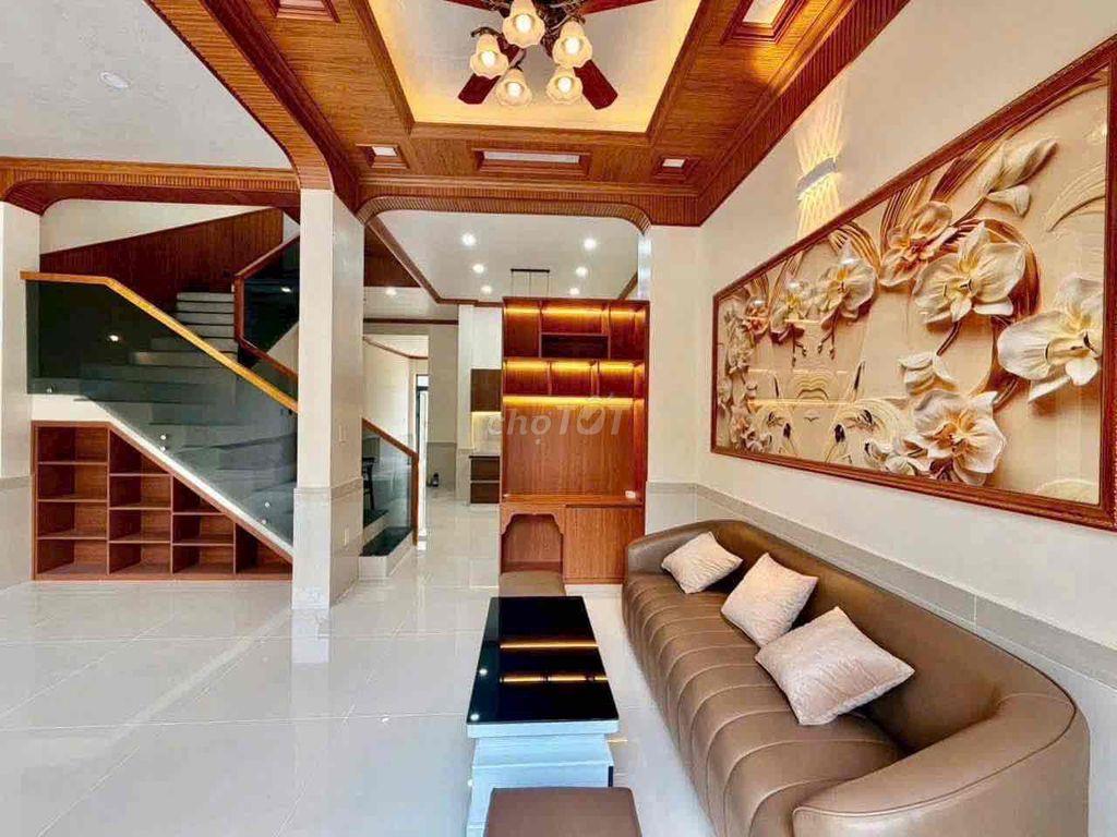 BÁN NHÀ TÂN CỔ ĐIỂN MỚI ĐẸP - Phường Tân Hạnh - Vĩnh Long. GẦN CHỢ