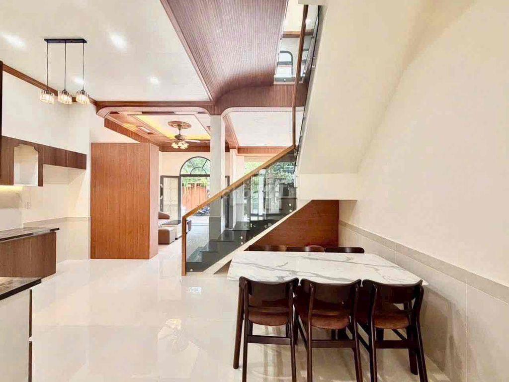 BÁN NHÀ TÂN CỔ ĐIỂN MỚI ĐẸP - Phường Tân Hạnh - Vĩnh Long. GẦN CHỢ