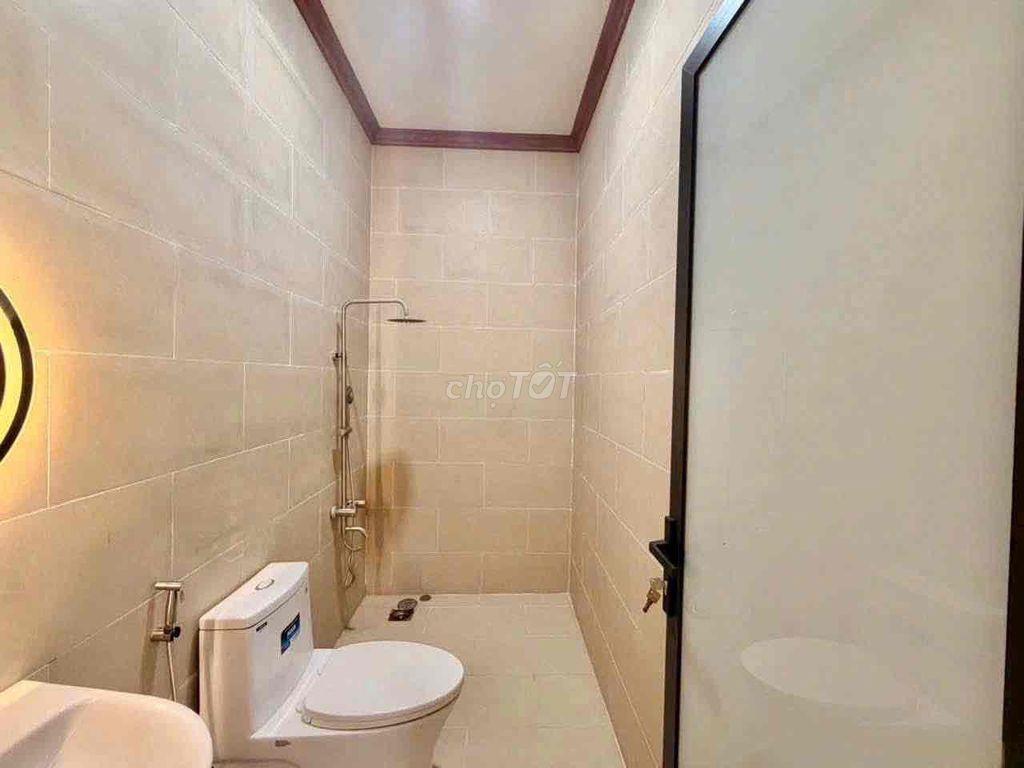 BÁN NHÀ TÂN CỔ ĐIỂN MỚI ĐẸP - Phường Tân Hạnh - Vĩnh Long. GẦN CHỢ