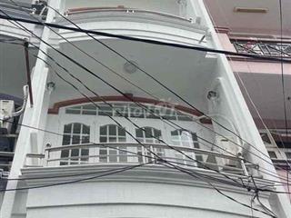PHÒNG TRỌ BAN CÔNG NGUYỄN THƯỢNG HIỀN