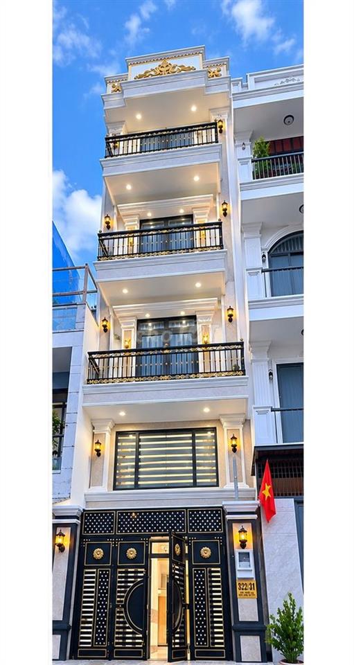 Nhà mới xây cần bán