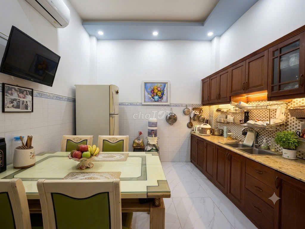 Bán nhà măt hẽm oto thông kinh doanh, 49m2 x5 tầng, 7 Phòng + 1MBKD