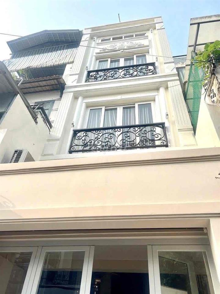 bán nhà mặt tiền ngay công viên làng hoa chỉ nhỉnh 8 tỷ 4 tầng 5PN8WC