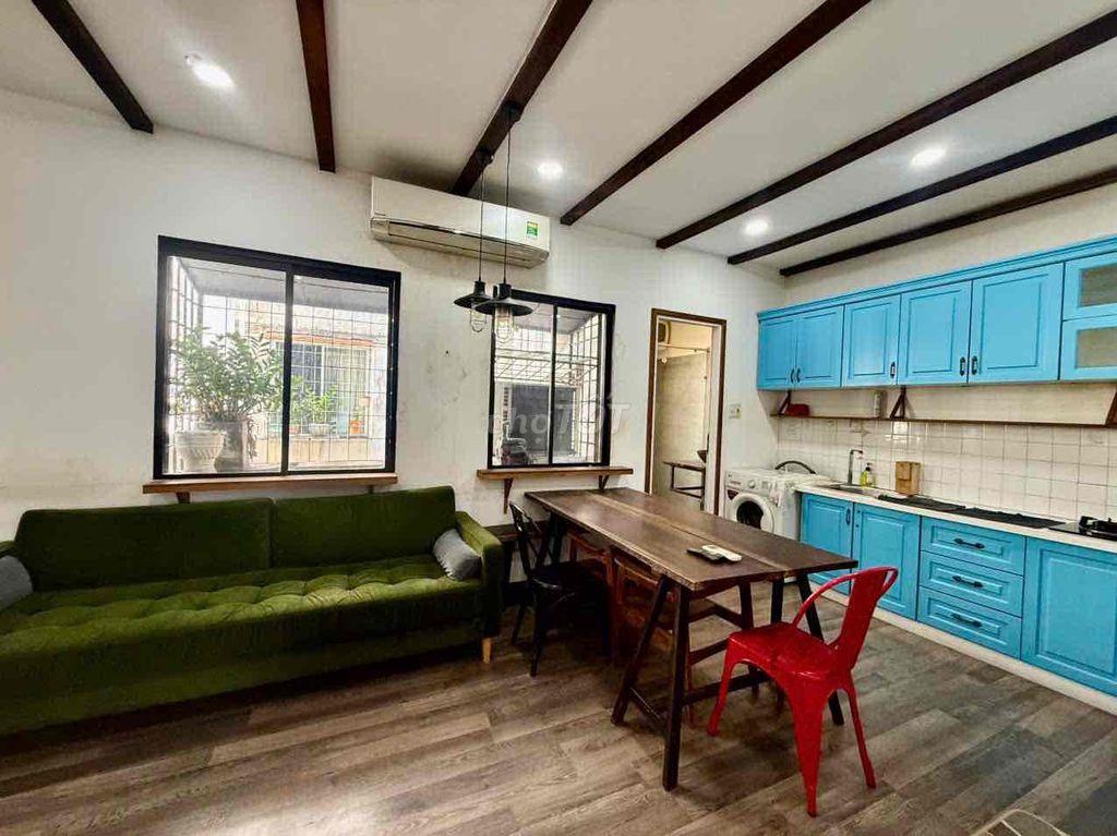 bán chung cư Phan Xích Long có thang máy 49m2 3.35 tỷ full nội thất