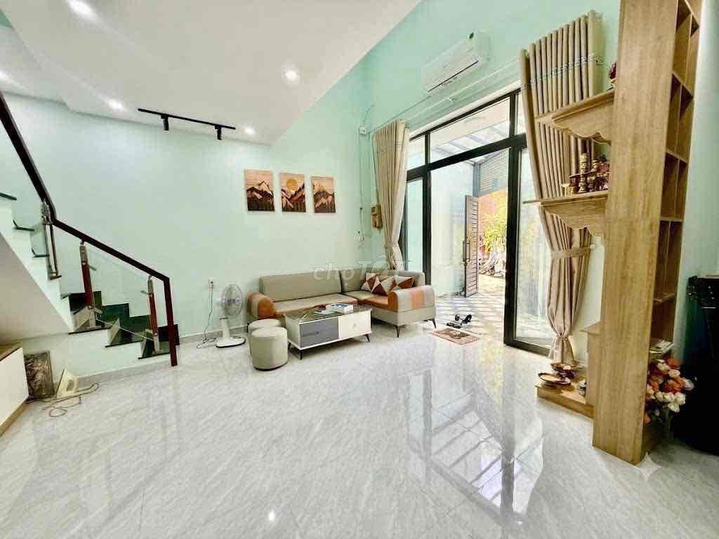 bán nhà mới 3.5 tỷ 42m2 Lê Văn Khương  giáp Gò vấp sổ riêng hoàn công