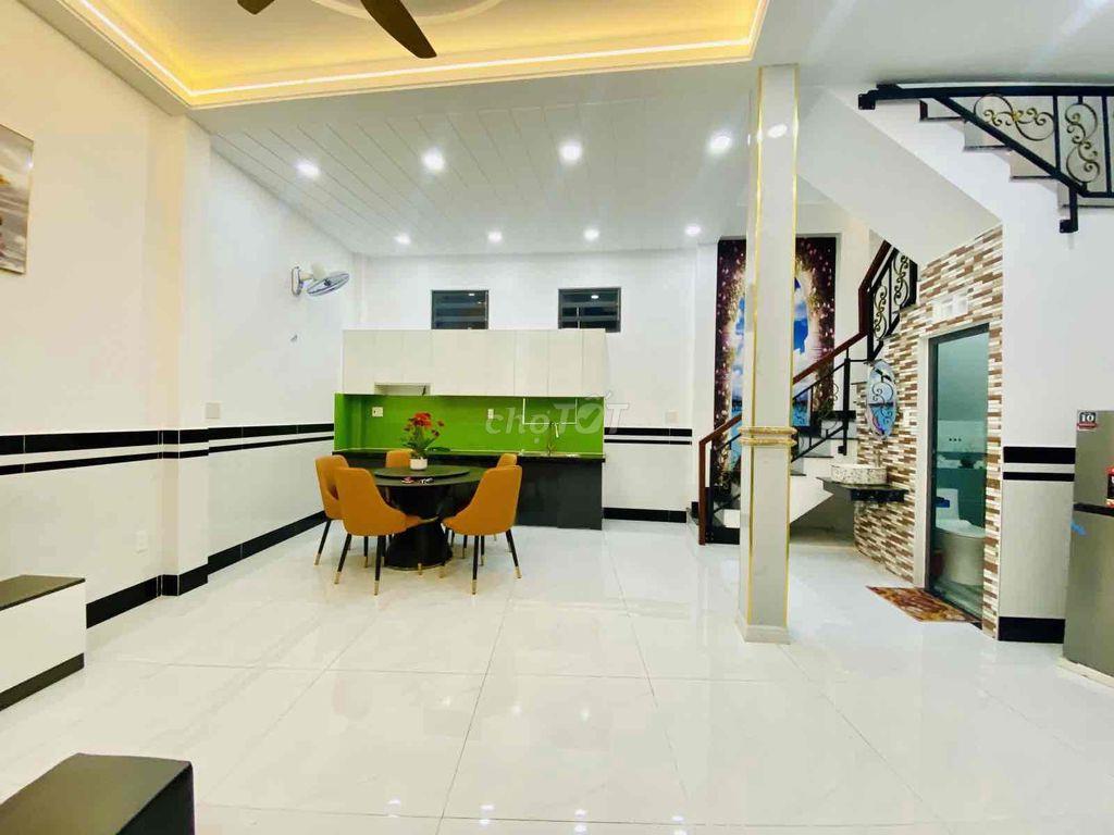 bán nhà nhỉnh 3 tỷ 40m2 gần công viên làng hoa Gò Vấp