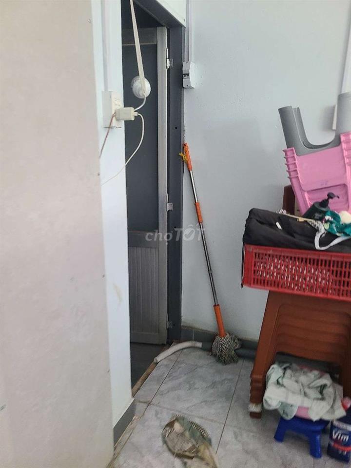 nhà có việc sang lại mặt bằng 